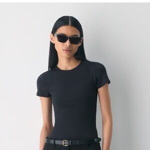 ARITZIA contour black top